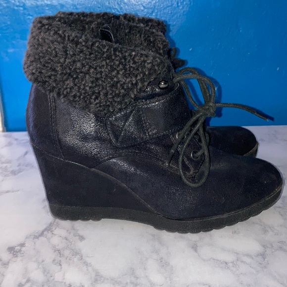 Simply Vera Wedge Boots - Picture 3 of 6